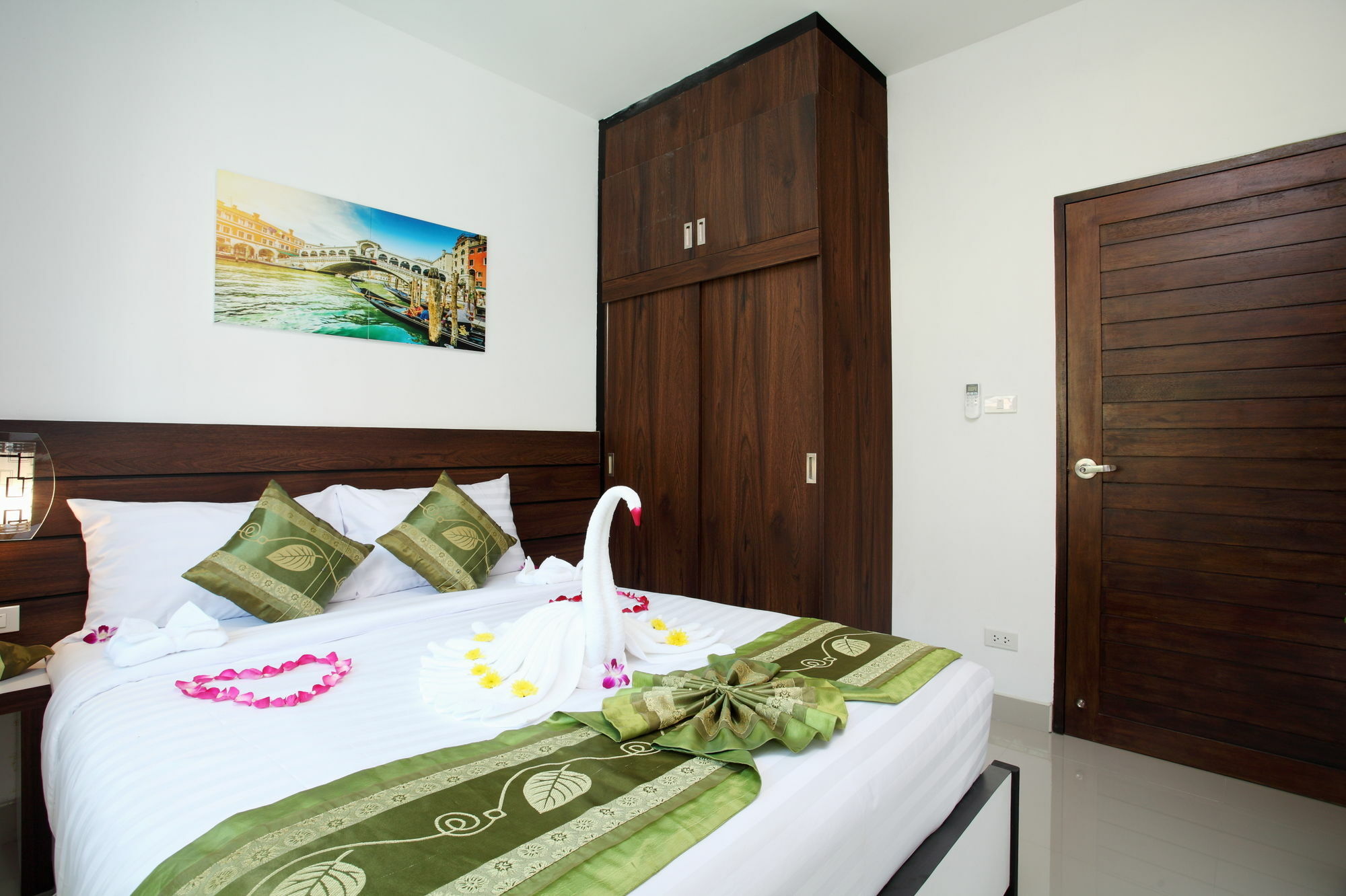 Kata Hill View Villas By Kata Sea View Villas Buitenkant foto